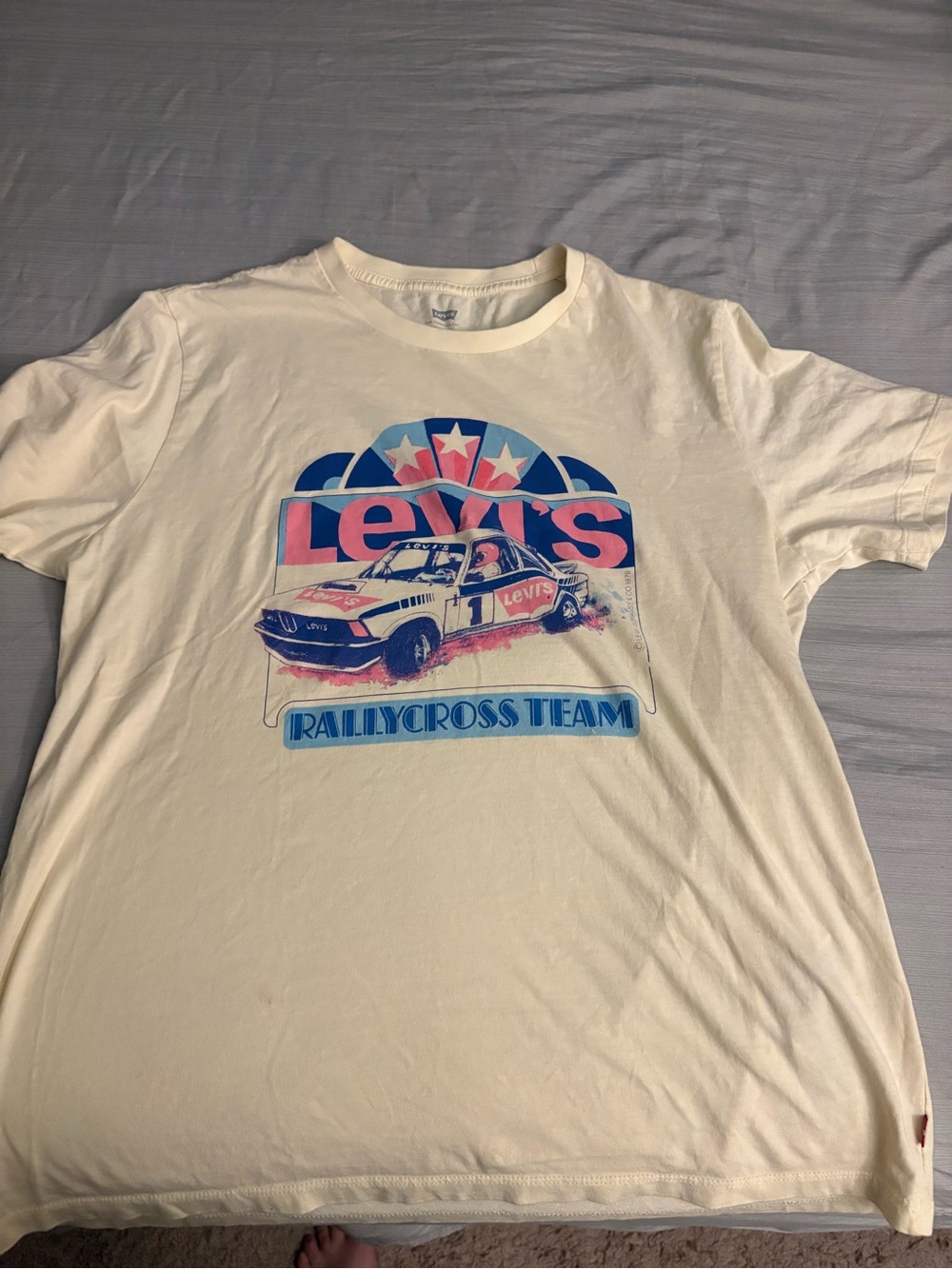 Levi's Pale Yellow Rallycross Team Graphic Tee with Pink & Blue Print